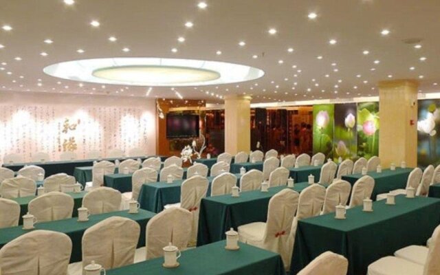 Ji Hotel Jiangyin Renmin Road Pedestrian Street