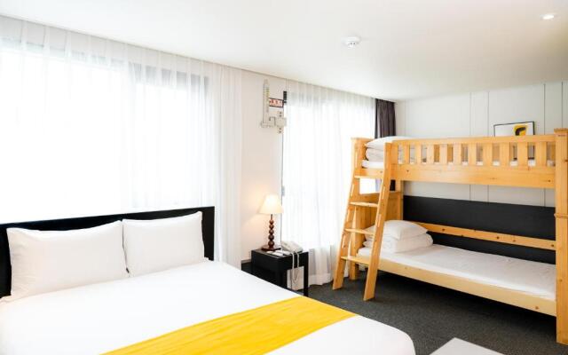 Seogwipo Hills Hotel