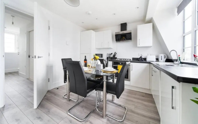Livestay- Perfect For Contractors Luxury Apartment