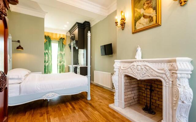 Shindisi Residence Boutique Villa