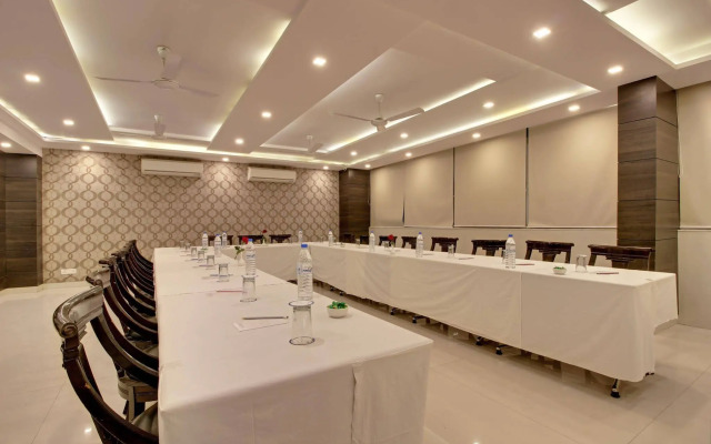 Hotel Sky Rich International