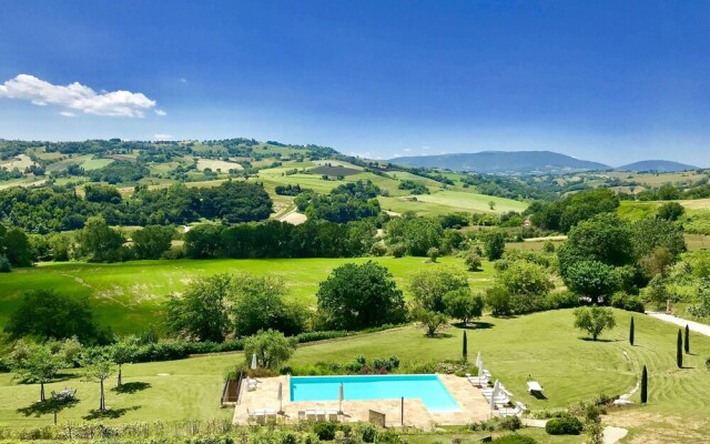 La Giravolta Country House