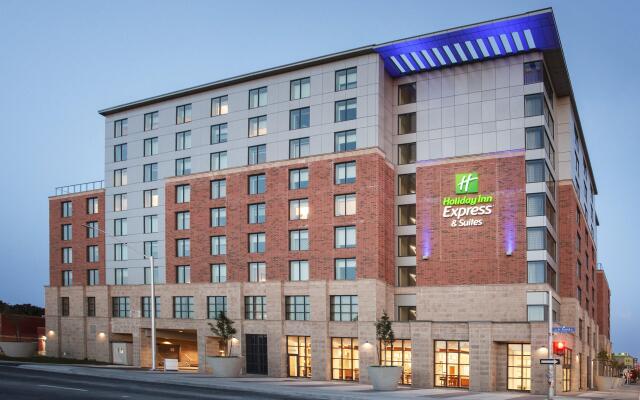 Holiday Inn Express & Suites Downtown Ottawa East, an IHG Hotel