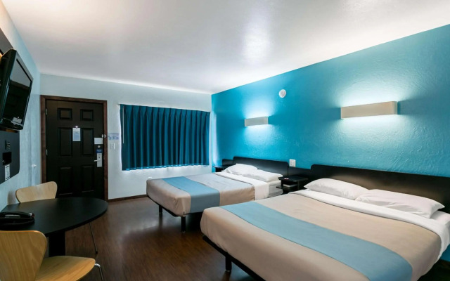 Motel 6-Missoula, MT - University