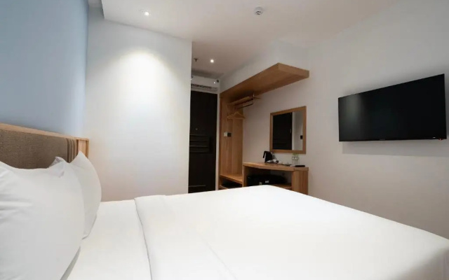 Haven Hut Riverside Hotel – Guest Rooms – Ho Chi Minh City