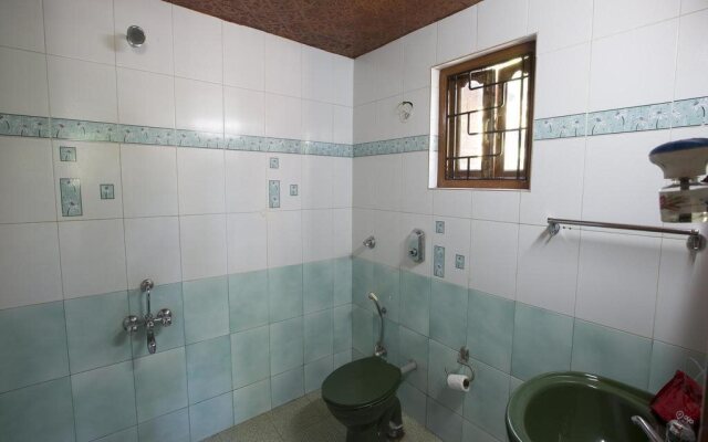 OYO Rooms Calangute Beach Holiday Street