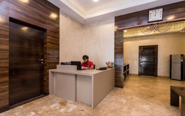 OYO 10921 Stay INN