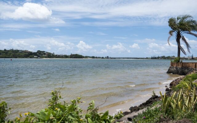 Tranquil tides ballina