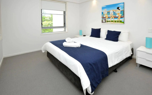 Pacific Marina Apartments