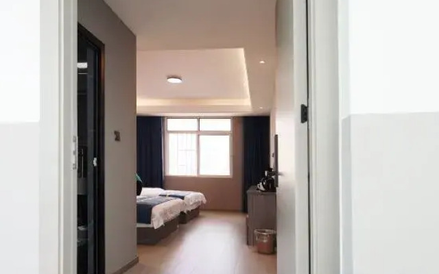 Cuigu Hotel (Chuangji Shangcheng)