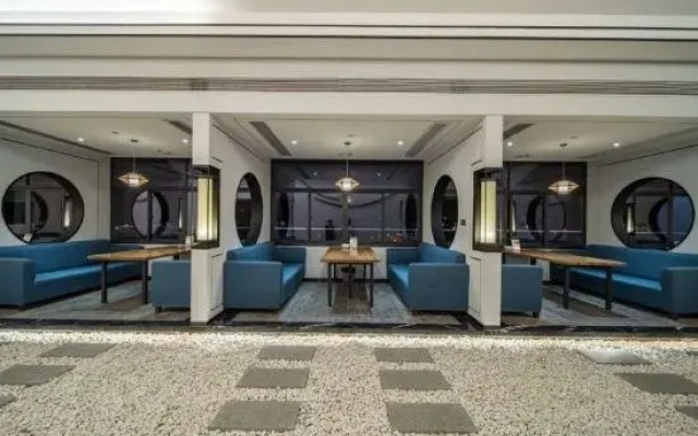 Dongxianyi Hotel (Taohuayuan Town Branch)