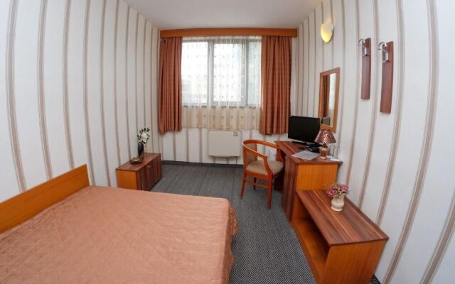 Rodopi Hotel
