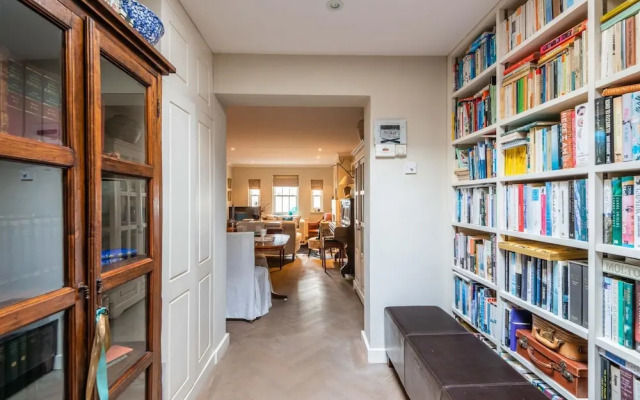 Charming Chiswick Home