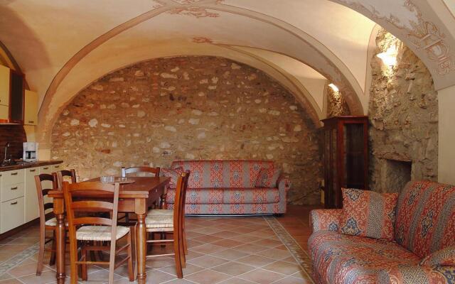 Holiday Home In Toscolano With Parking Space