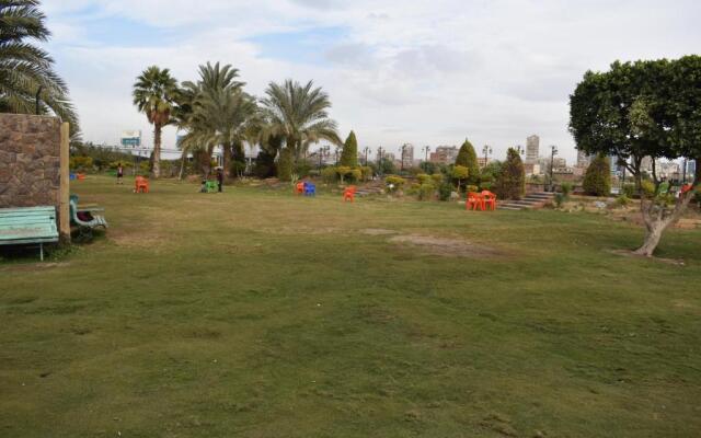 شقه مفروشه بالكامل