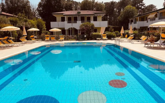 Bright Apartment 300mt From the Beach
