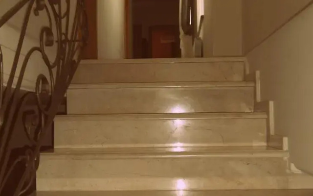 Hotel Nina