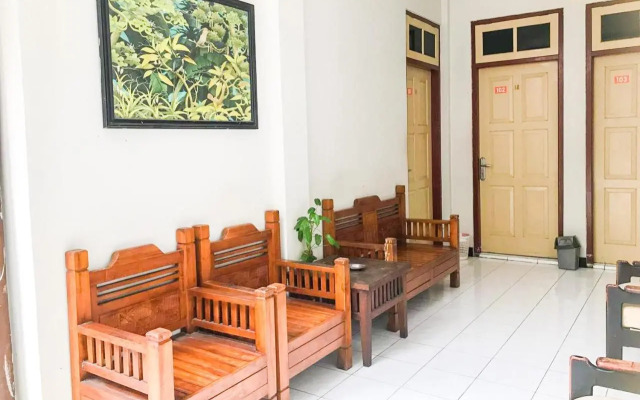 Penginapan Kunthi