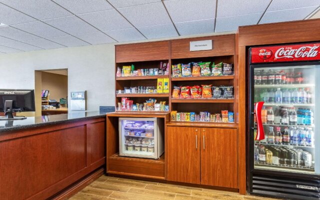 Comfort Suites Escanaba