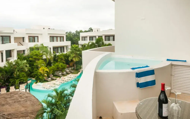 Mak Nuk Village Tulum I - Clothing Optional