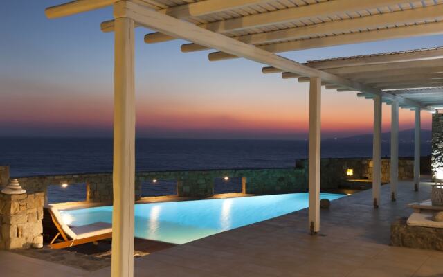 180 ° View PRIVATE Pool Villa Choulakia to enjoy SUN kissing SEA