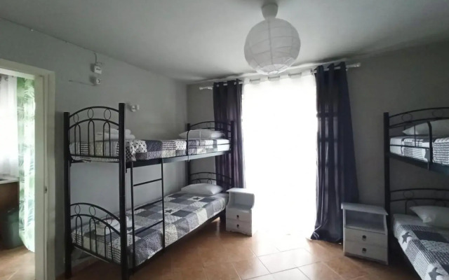 Demis Apartments
