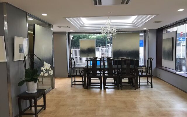 Ato Hotel