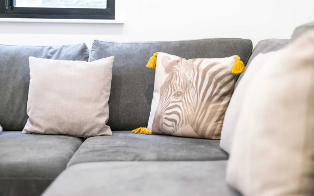 Modern 1 Bedroom Apartment in West Kensington