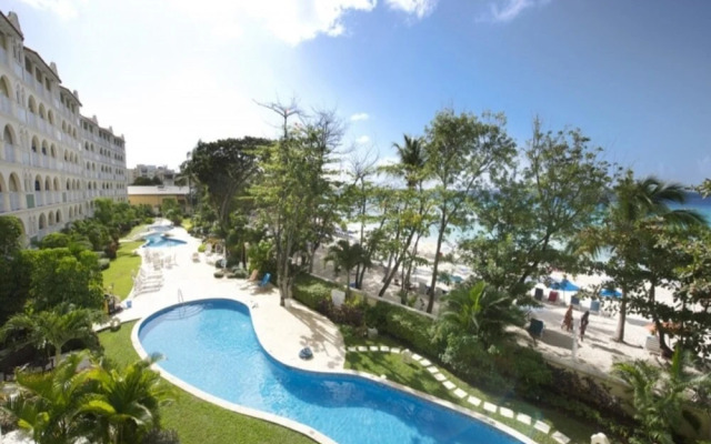 Sunny Vacation Villa 36