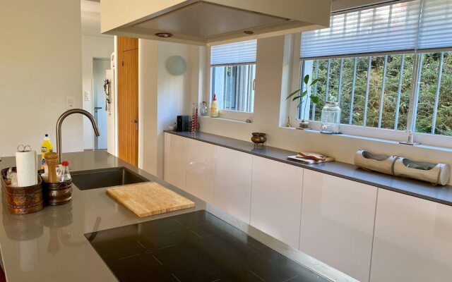 Luxury Apartment -Exclusive Neighborhood