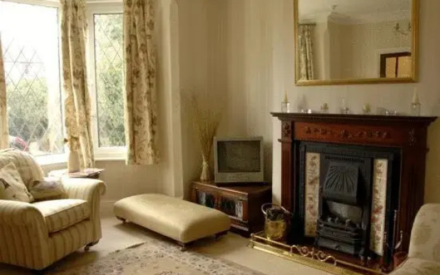 Dilmore House Bed  Breakfast Worcester England