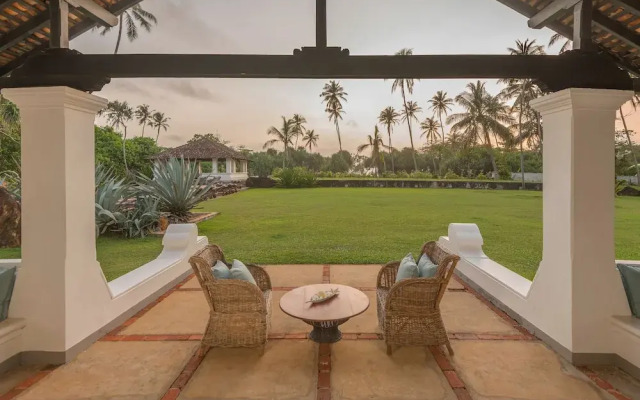 The Villa Bentota by KK Collection