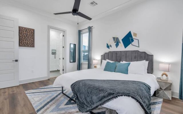 Maison Bleue Luxe Nola Living