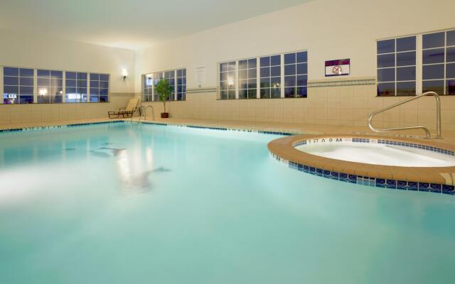 Holiday Inn Express & Suites Georgetown by IHG
