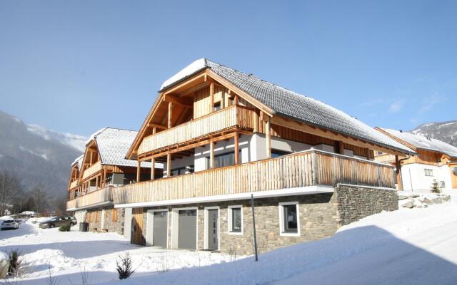 Chalet on a Ski-Slope in Mauterndorf with Sauna & Jacuzzi
