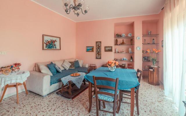 Theokles Apartment