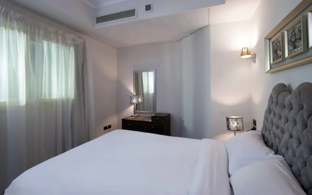 Royal Beach Serviced Apartments