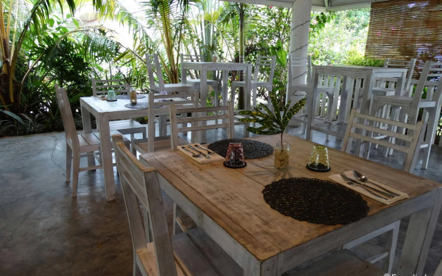Momo Beach House