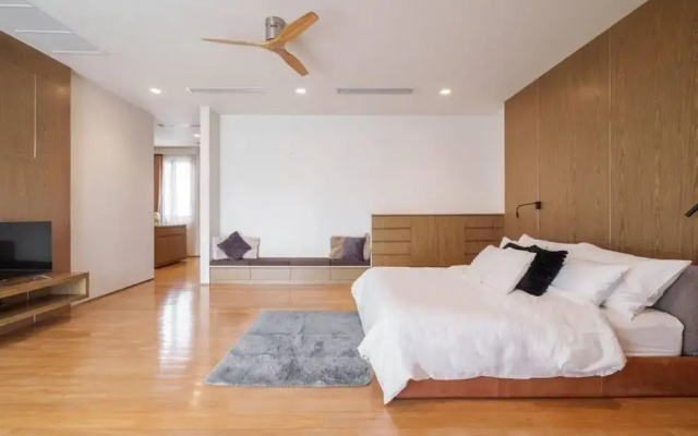 Ekkamai Luxury Villa With Home Cinema