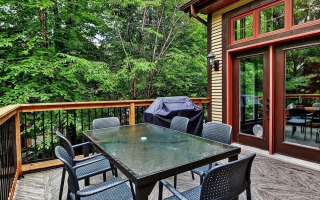 Rare CITQ (240284) 4 Star Mountain Chalet