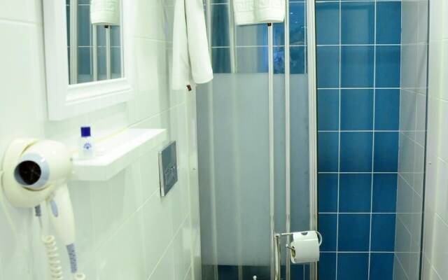 A Warmly Welcome Home to Star Holiday Hotel 34