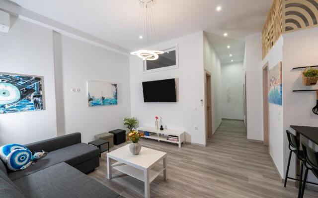 Central Suites Aegina 2