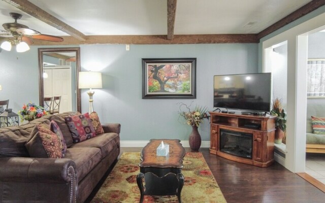 Club A-6 2 Bedroom Condo