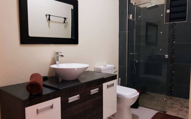 Sugareef West Coast Luxury Penthouse