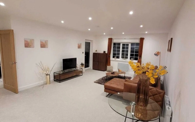 Lux 1 Bed Flat In The Heart Of Rochester