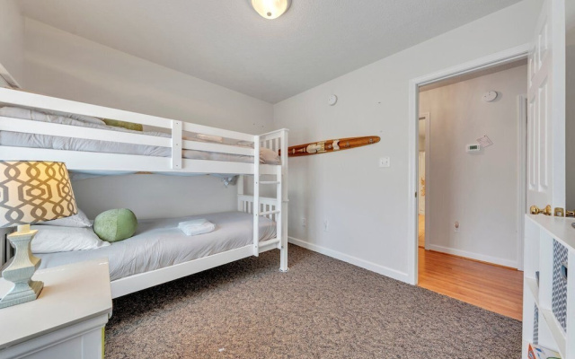 Whisper Haven - Private Dock & Pet Friendly