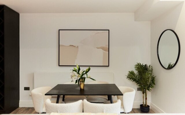 The Harlesden Escape - Spacious 3bdr Flat With Balcony