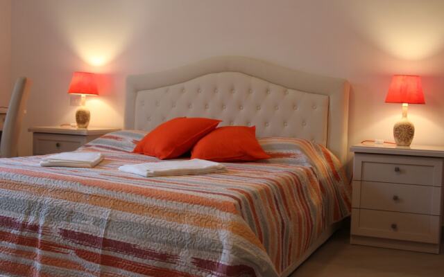 Your Nest in Cornelia