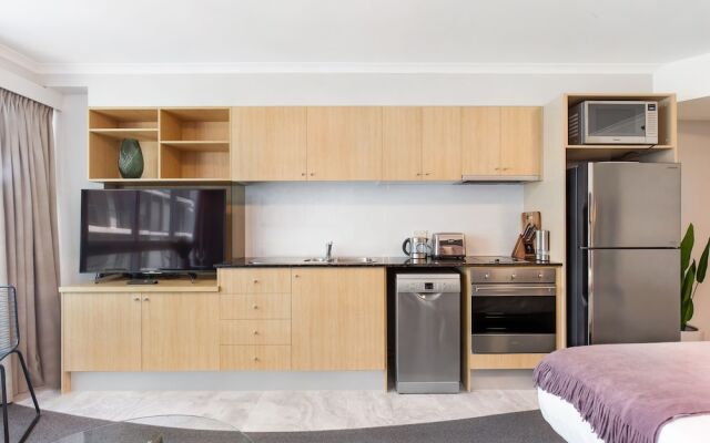 Sydney Cbd Studio Apartment 1704 Knt