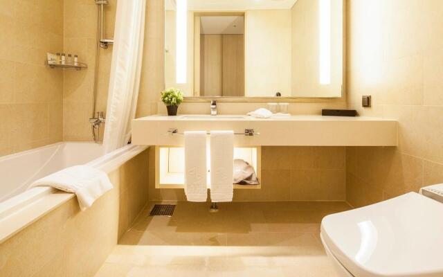 Hotel Theborn Jeju